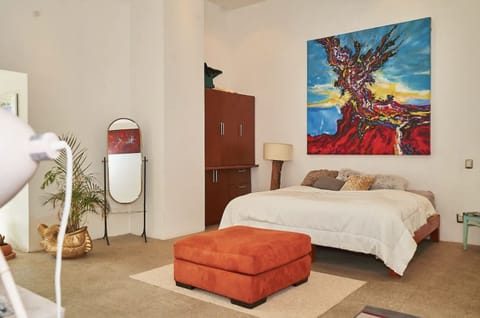 King size bed