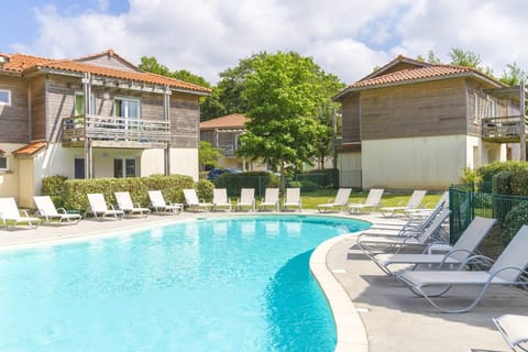Holiday Home Swimming Pool