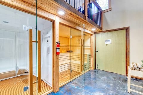 Spa Area | located below our game room 