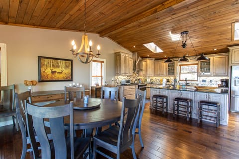 Dining Table And Kitchen Island Bar Seating