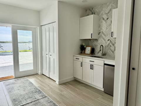 Snack bar - lower level 