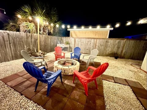 Fire pit area for s'more memories....