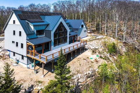 Franconia Vacation Rental | 3BR | 1BA | Steps to Enter | 1,150 Sq Ft