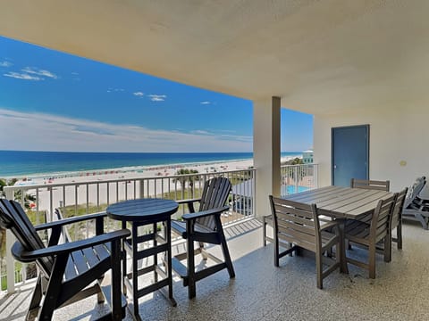 Welcome to Windward Pointe #403