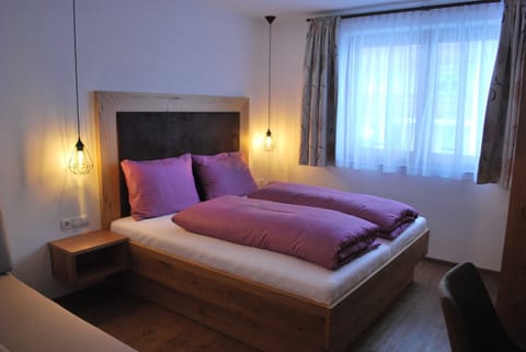 Apartment with 3 bedrooms - Atempause-Appartements Apartment in Salzburgerland