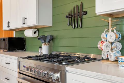 Fully stocked kitched