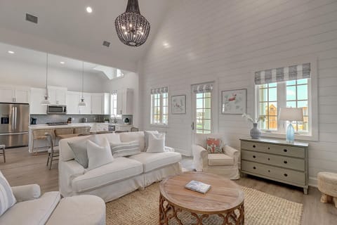 2nd Floor Living Area