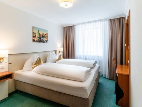 Double room Standard - non refundable rate - Hotel Trumer Stube House in Salzburg