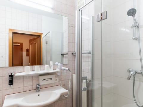 Double room Premium - non refundable rate - Hotel Trumer Stube House in Salzburg