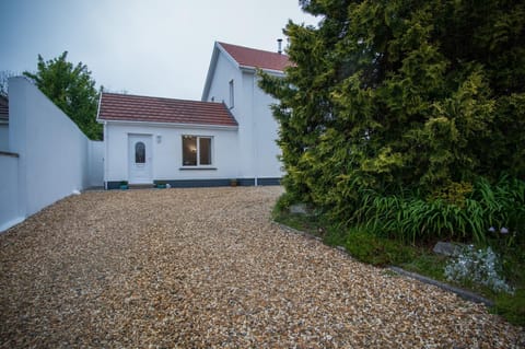 Shorelands - 1 Bedroom Apartment - Manorbier (10932)