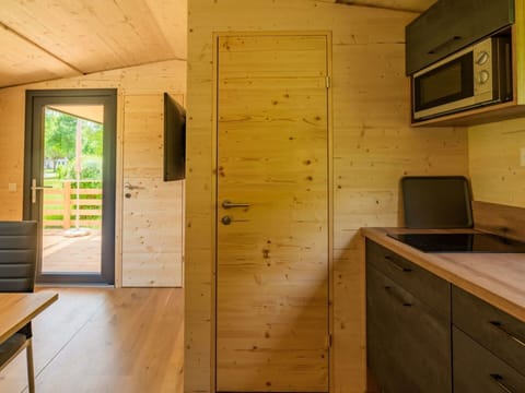 Wood, Wood Stain, Door, Log Cabin, Hardwood, Garden Buildings, Plank, Plywood, Varnish, Lumber