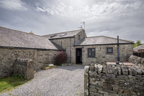 Corner Cottage, Harmby: A comfortable stay in the small village of Harmby, near the popular market town of Leyburn