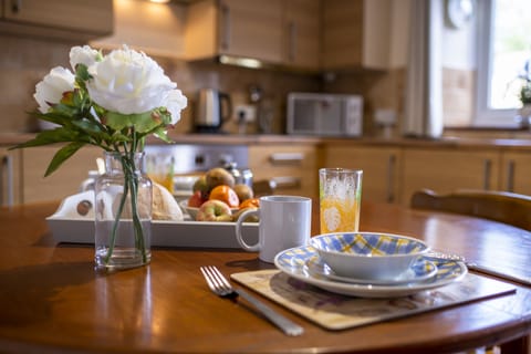 Ground floor: Kitchen with seating for four guests