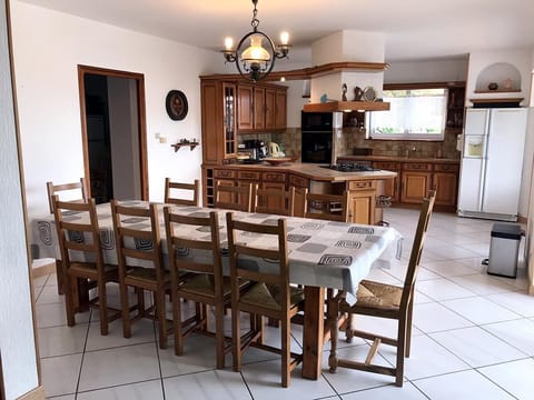 4f97cbd0-d80f-4322-8403-d3d5a4c14574