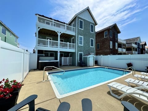 Heated Saltwater Pool, Luxury Spa! - Hosted by BeachVacationsOBX
