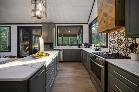 Views from every corner of the kitchen!