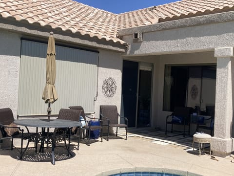 Outdoor oasis with lots of seating!