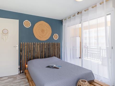 Furniture, Property, Building, Comfort, Azure, Interior Design, Wood, House, Bed Frame, Bed