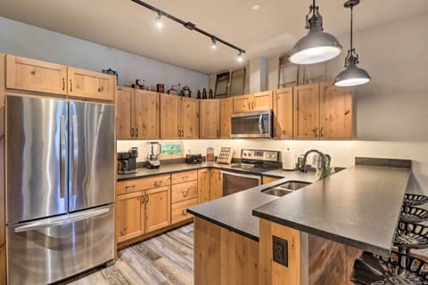 Kitchen | Keurig + Drip Coffee Maker