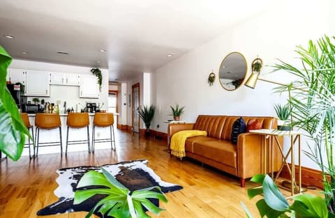 High-traffic stay in Ohio Columbus
I wish I could give Jungle House more than 5 stars! He was thorough, professional, kind, and very responsive. The space was just as listed with so many thoughtful touches. It is a beautiful space! This was my first 