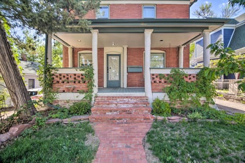 Owner On-Site (Main House Upstairs) | Central Location | Walk to Main Street