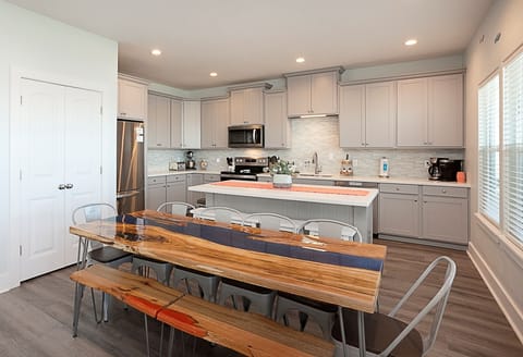 Gourmet kitchen with everything you need!