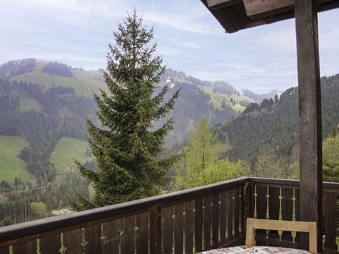 Cloud, Sky, Mountain, Property, Nature, Leaf, Fence, Wood, Larch, Tree