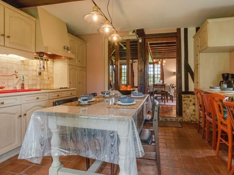 Table, Furniture, Cabinetry, Wood, Chair, Interior Design, Countertop, Kitchen, Floor, Flooring