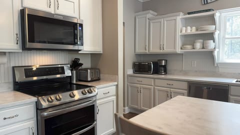 Main level kitchen #1