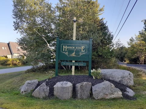 Pamper yourself in this 5-star resort while enjoying Acadia National Park!