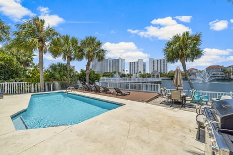 Take a dip in the swimming pool - heated or cool and refreshing, your choice!