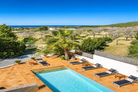 Holiday Home Swimming Pool