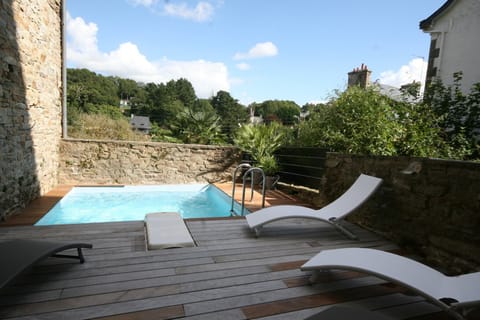 Holiday Home Swimming Pool