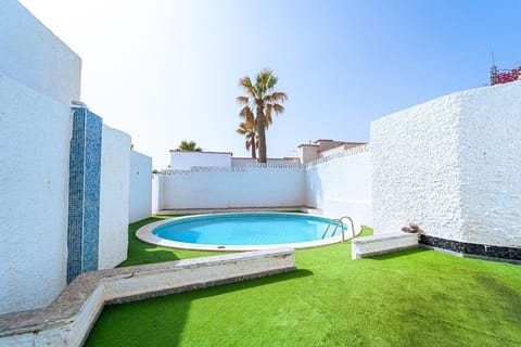 Holiday Home Swimming Pool