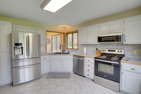 Kitchen | Cooking Basics | Spices | Coffee Maker | Slow Cooker | Ice Maker