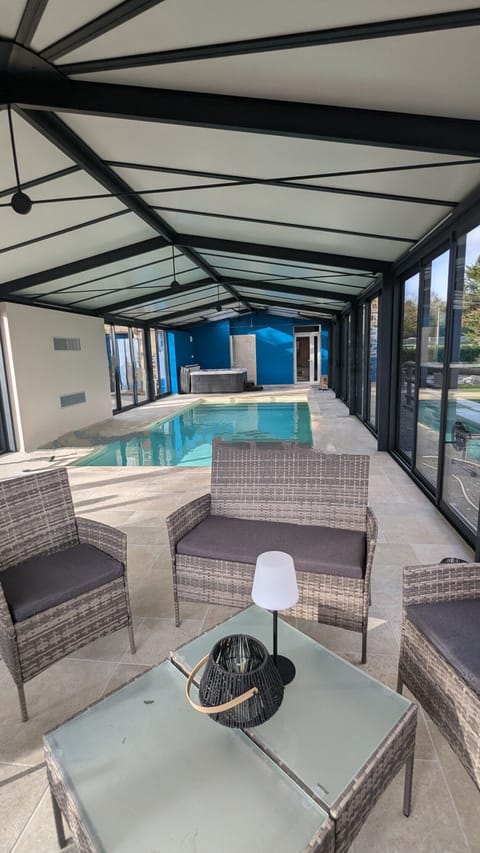 SWIMMING POOL AND HOT TUB