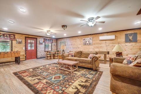 Sautee Nacoochee Vacation Rental | 2BR | 2BA | Stairs Required | 1,950 Sq Ft