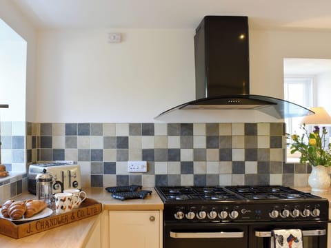 Kitchen | Brittain House, Richmond
