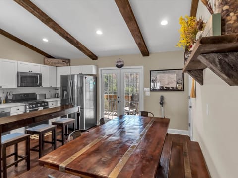 30-147 Mitchell Rd(40)