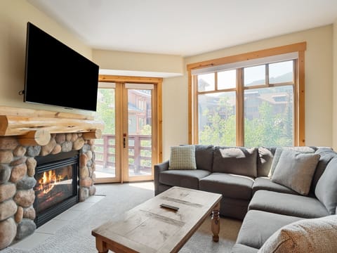 Architecture, Building, Furniture, Indoors, Living Room