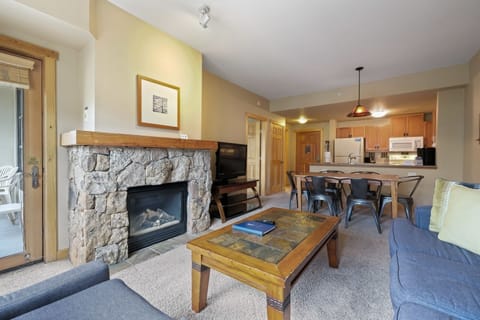 Flooring, Living Room, Indoors, Room, Chair