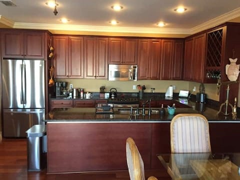 Top of the line appliances, finishes and kitchenwares