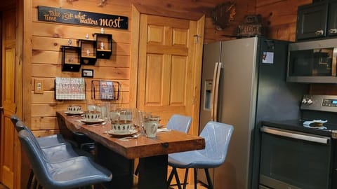 The breakfast bar is a great place to eat and plan your day of adventures!