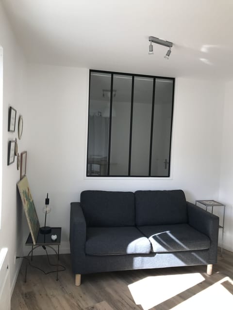 Living Room / Lounge