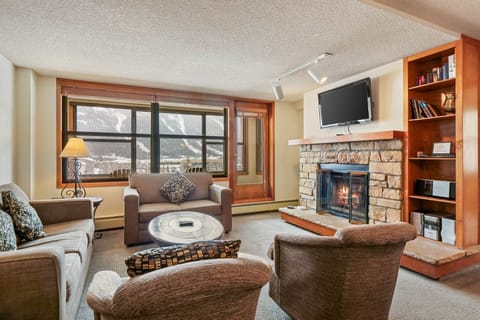 Architecture, Building, Furniture, Indoors, Living Room