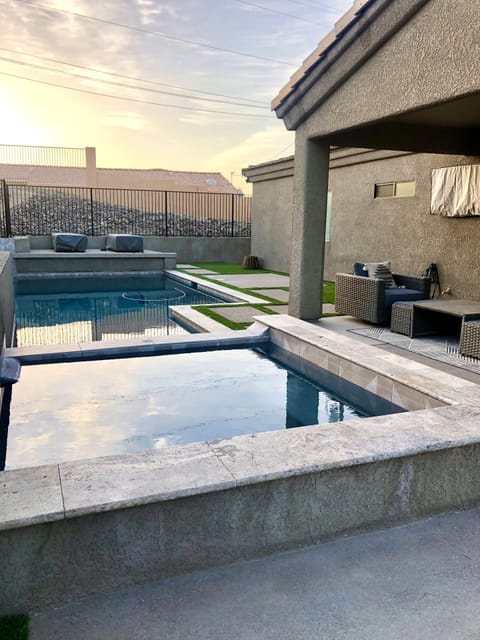 Pool and Jacuzzi