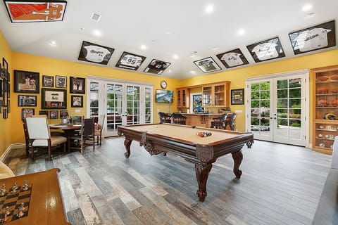 Game room