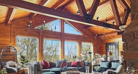 Welcome to Skypine Lodge!