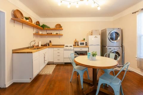 large kitchen, fully stocked