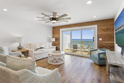 22-Summerhaven-2-Living